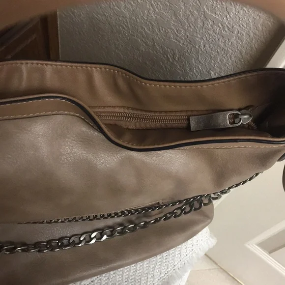 NWOT Taupe Bucket Bag (Vegan) - Picture 7 of 15